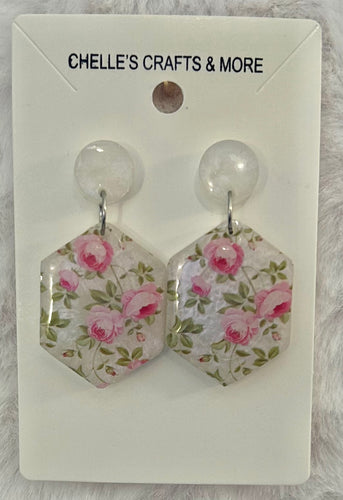 Chelle’s Crafts & More 102