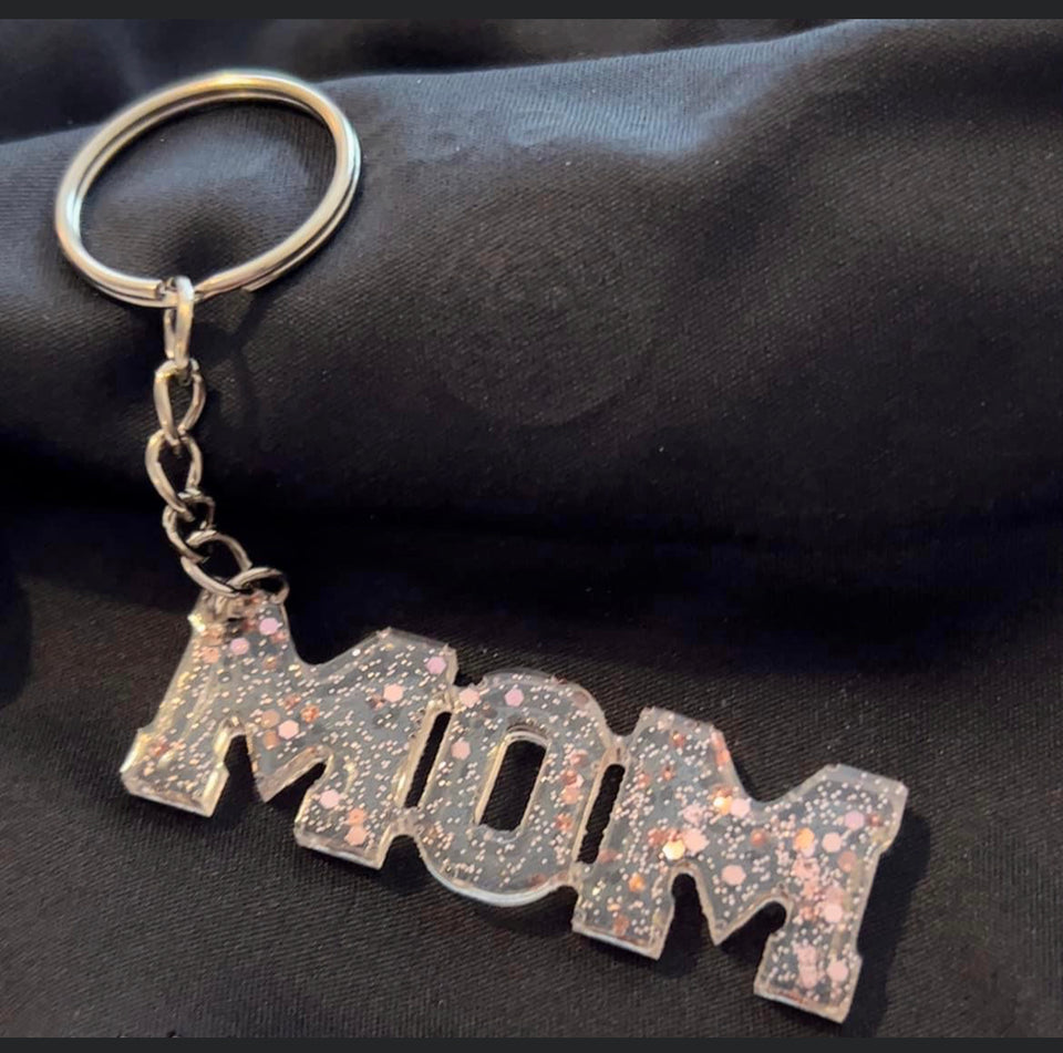 MOM - Keychain